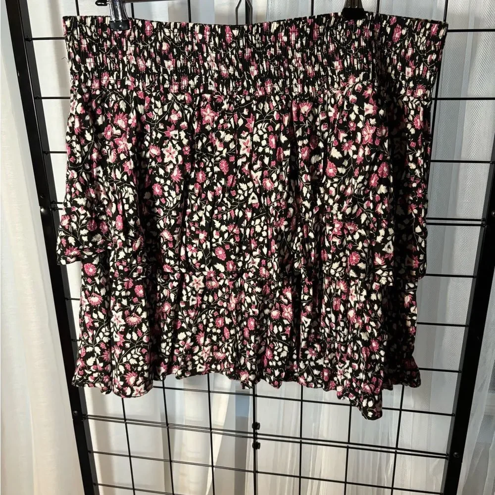 Lane Bryant Ditsy Floral Black and Pink Ruffled Skirt EUC